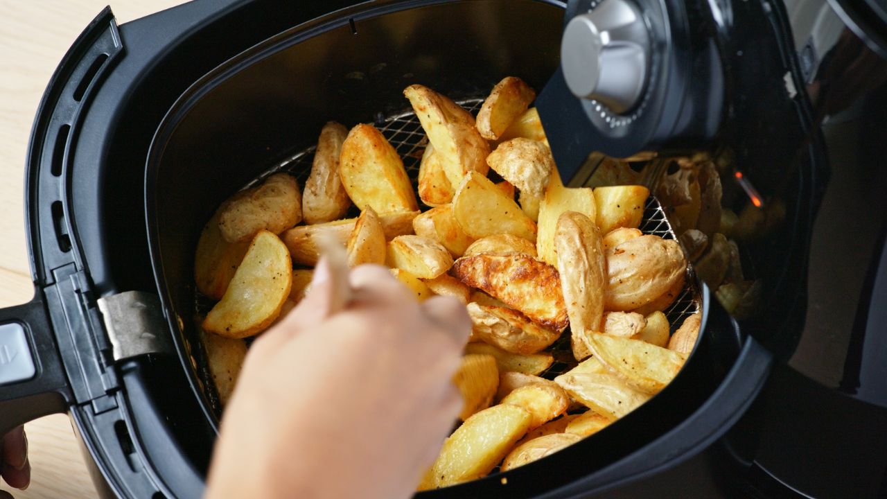 Gourmia Air Fryer Vs Chefman Air Fryer Pick One!