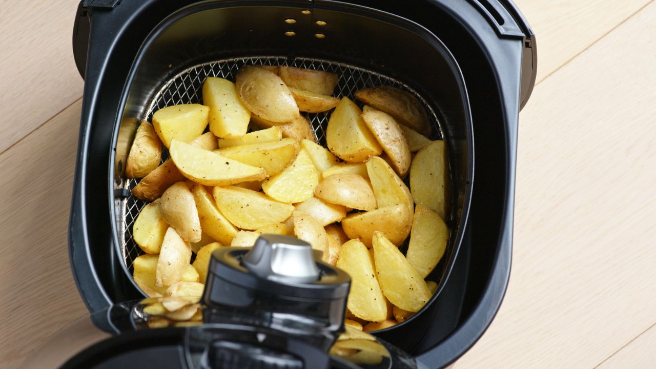 How to Clean Bella Air Fryer